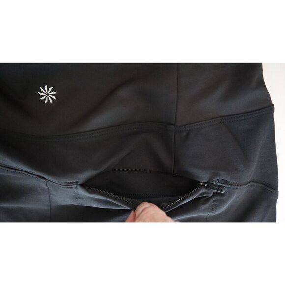 Athleta 586806-00-2 Women's Sz 2 Black Fairway 5" Golf Shorts - Picture 8 of 12